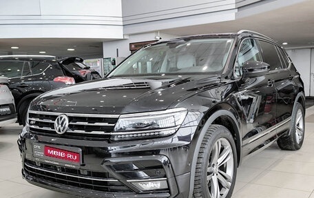 Volkswagen Tiguan II, 2019 год, 2 625 000 рублей, 1 фотография