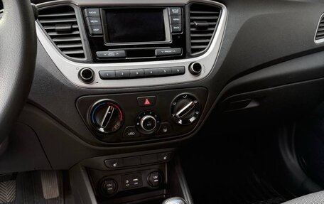 Hyundai Solaris II рестайлинг, 2018 год, 1 550 000 рублей, 9 фотография