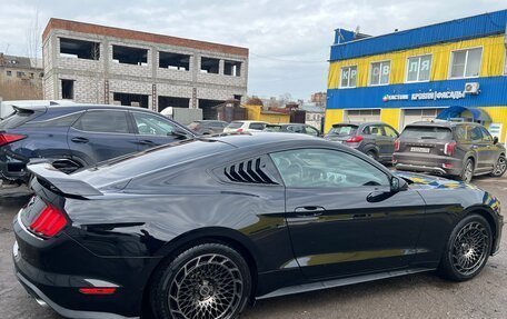 Ford Mustang VI рестайлинг, 2019 год, 3 300 000 рублей, 4 фотография