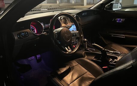 Ford Mustang VI рестайлинг, 2019 год, 3 300 000 рублей, 13 фотография