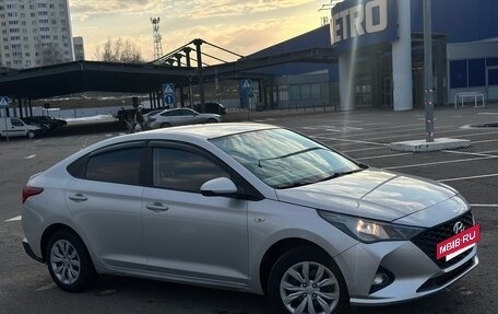 Hyundai Solaris II рестайлинг, 2022 год, 1 380 000 рублей, 19 фотография