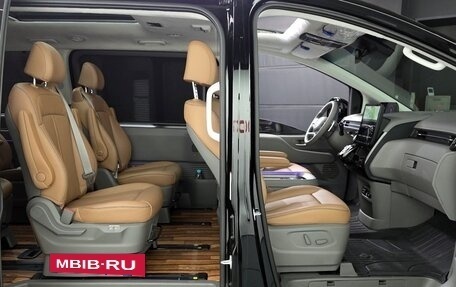 Hyundai Staria, 2025 год, 9 290 000 рублей, 15 фотография