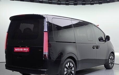 Hyundai Staria, 2025 год, 9 290 000 рублей, 3 фотография