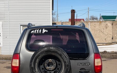 Chevrolet Niva I рестайлинг, 2004 год, 310 000 рублей, 4 фотография