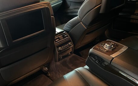 BMW 7 серия, 2011 год, 1 140 000 рублей, 6 фотография