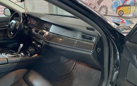 BMW 7 серия, 2011 год, 1 140 000 рублей, 10 фотография