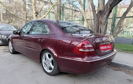 Mercedes-Benz E-Класс, 2003 год, 850 000 рублей, 10 фотография