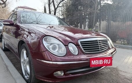 Mercedes-Benz E-Класс, 2003 год, 850 000 рублей, 14 фотография