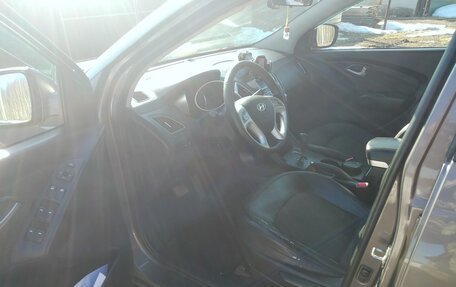 Hyundai ix35 I рестайлинг, 2012 год, 990 000 рублей, 15 фотография