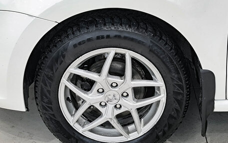 Volkswagen Polo VI (EU Market), 2012 год, 650 000 рублей, 22 фотография