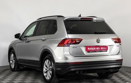 Volkswagen Tiguan II, 2020 год, 2 649 000 рублей, 7 фотография