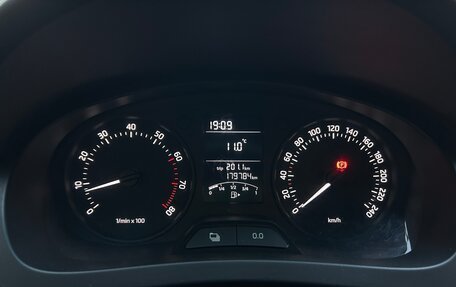 Skoda Rapid I, 2014 год, 695 000 рублей, 10 фотография