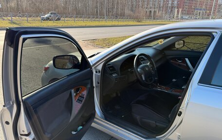 Toyota Camry, 2008 год, 970 000 рублей, 11 фотография