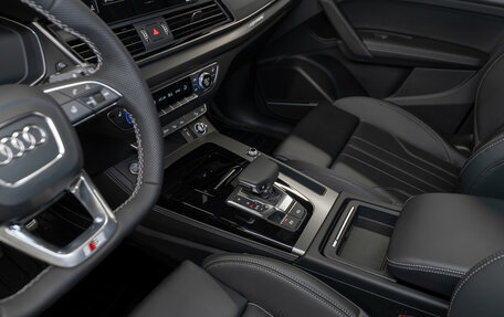 Audi Q5, 2025 год, 5 900 000 рублей, 15 фотография