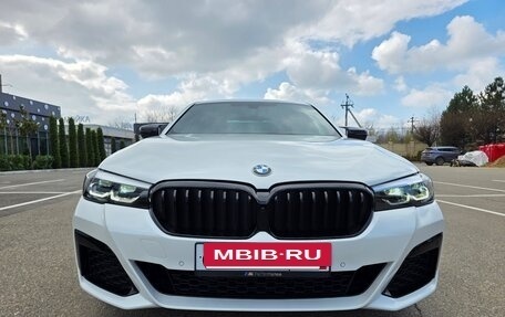 BMW 5 серия, 2020 год, 4 300 000 рублей, 5 фотография