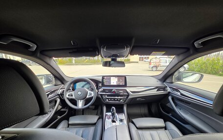 BMW 5 серия, 2020 год, 4 300 000 рублей, 15 фотография