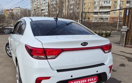 KIA Rio III рестайлинг, 2017 год, 1 285 000 рублей, 6 фотография