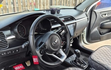 KIA Rio III рестайлинг, 2017 год, 1 285 000 рублей, 29 фотография