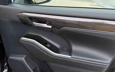 Toyota Highlander, 2025 год, 5 460 000 рублей, 15 фотография