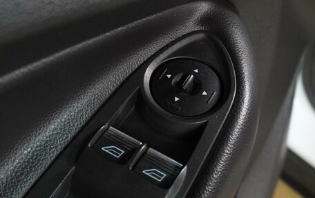 Ford Kuga III, 2015 год, 1 299 000 рублей, 18 фотография