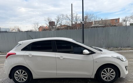 Hyundai i30 II рестайлинг, 2012 год, 870 000 рублей, 11 фотография