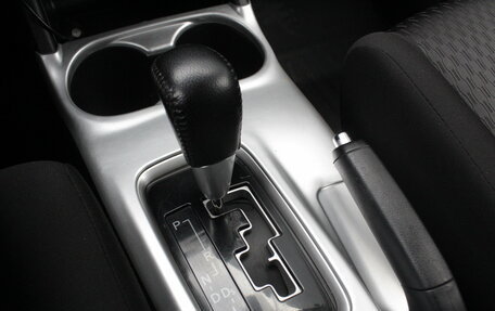 Mitsubishi Outlander III рестайлинг 3, 2015 год, 1 795 000 рублей, 16 фотография