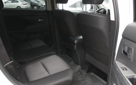 Mitsubishi Outlander III рестайлинг 3, 2015 год, 1 795 000 рублей, 21 фотография