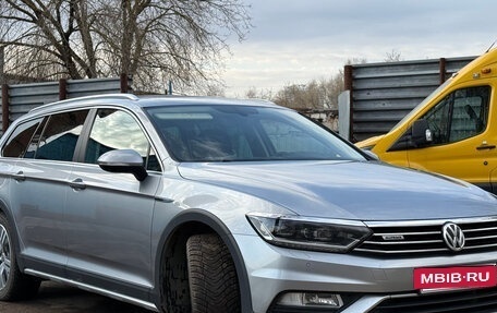 Volkswagen Passat B8 рестайлинг, 2018 год, 2 200 000 рублей, 2 фотография