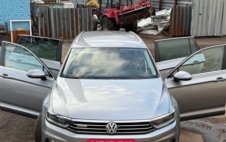 Volkswagen Passat B8 рестайлинг, 2018 год, 2 200 000 рублей, 4 фотография