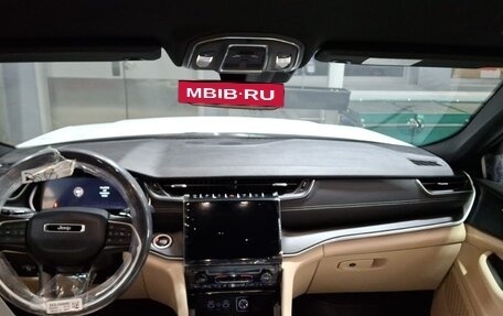 Jeep Grand Cherokee, 2024 год, 10 990 000 рублей, 3 фотография