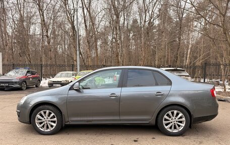 Volkswagen Jetta VI, 2010 год, 590 000 рублей, 2 фотография