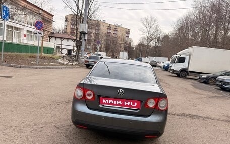 Volkswagen Jetta VI, 2010 год, 590 000 рублей, 5 фотография