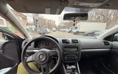 Volkswagen Jetta VI, 2010 год, 590 000 рублей, 10 фотография