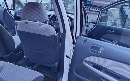 Honda Stream I рестайлинг, 2001 год, 570 000 рублей, 14 фотография