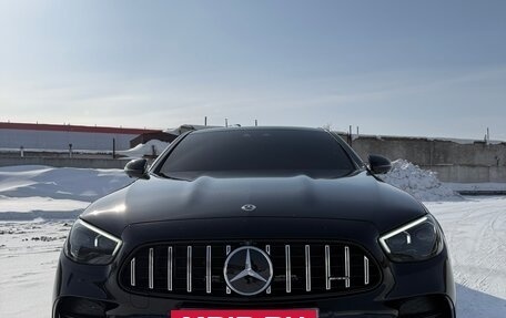 Mercedes-Benz E-Класс, 2021 год, 5 550 000 рублей, 4 фотография