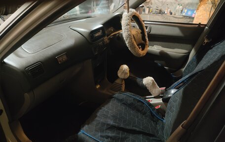 Toyota Sprinter VIII (E110), 1997 год, 250 000 рублей, 11 фотография