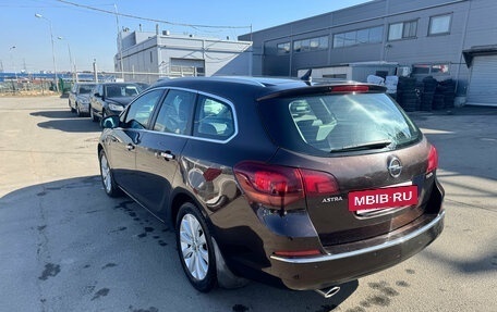 Opel Astra J, 2013 год, 749 000 рублей, 6 фотография