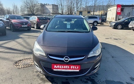Opel Astra J, 2013 год, 749 000 рублей, 2 фотография