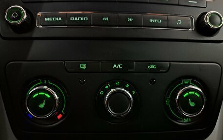 Skoda Yeti I рестайлинг, 2013 год, 650 000 рублей, 19 фотография