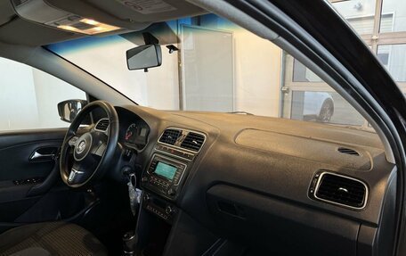 Volkswagen Polo VI (EU Market), 2013 год, 881 000 рублей, 12 фотография