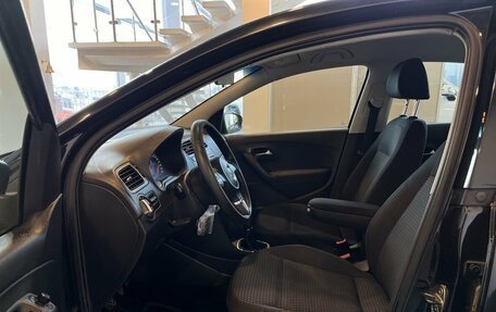 Volkswagen Polo VI (EU Market), 2013 год, 881 000 рублей, 16 фотография