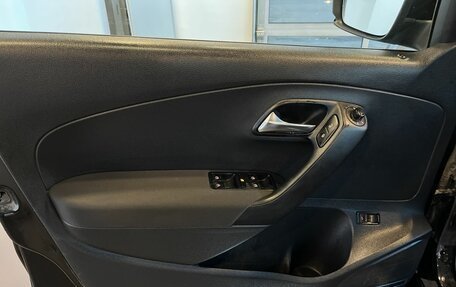 Volkswagen Polo VI (EU Market), 2013 год, 881 000 рублей, 21 фотография