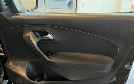 Volkswagen Polo VI (EU Market), 2013 год, 881 000 рублей, 27 фотография