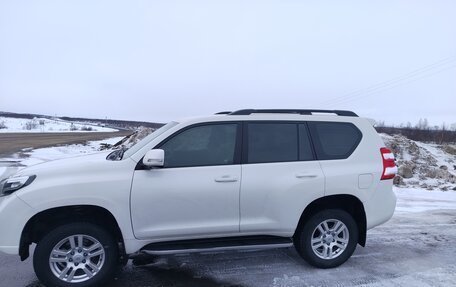 Toyota Land Cruiser Prado 150 рестайлинг 2, 2013 год, 2 800 000 рублей, 6 фотография
