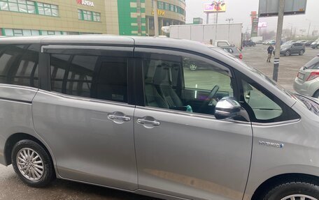 Toyota Esquire I, 2017 год, 2 900 000 рублей, 2 фотография