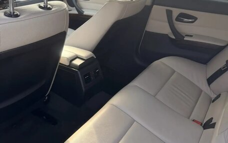 BMW 3 серия, 2011 год, 1 500 000 рублей, 11 фотография