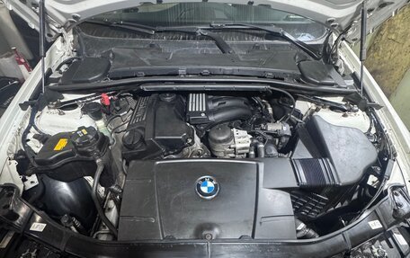 BMW 3 серия, 2011 год, 1 500 000 рублей, 18 фотография