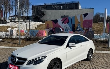 Mercedes-Benz E-Класс, 2016 год, 2 890 000 рублей, 1 фотография