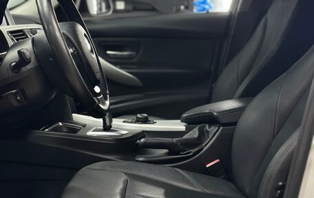 BMW 3 серия, 2013 год, 1 270 000 рублей, 16 фотография