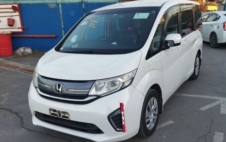 Honda Stepwgn IV, 2015 год, 1 600 000 рублей, 4 фотография